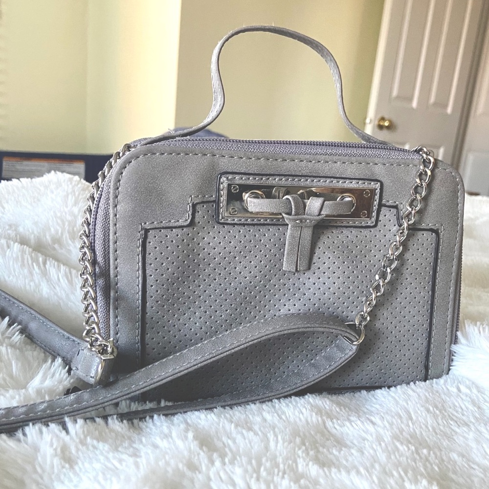 Nicole Miller chain purse.
